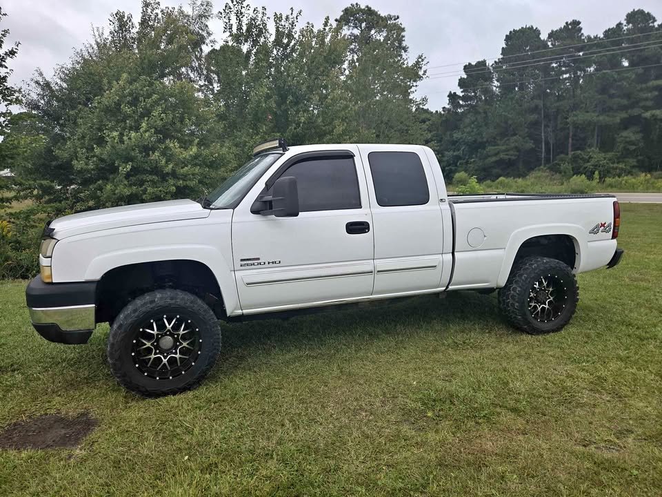 2005 Chevy 2500 duramax